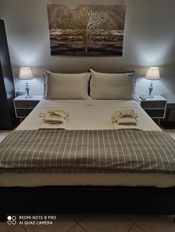 Athena'S Luxury Place 阿格里亚 外观 照片