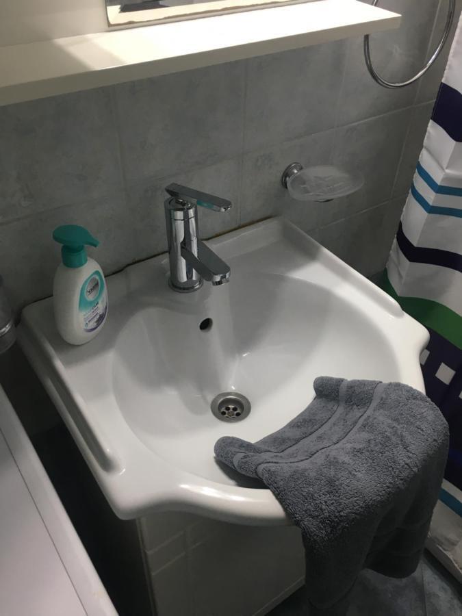 Athena'S Luxury Place 阿格里亚 外观 照片